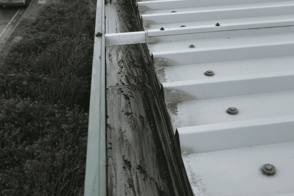 Commercial gutter cleaning specialists in Banbury